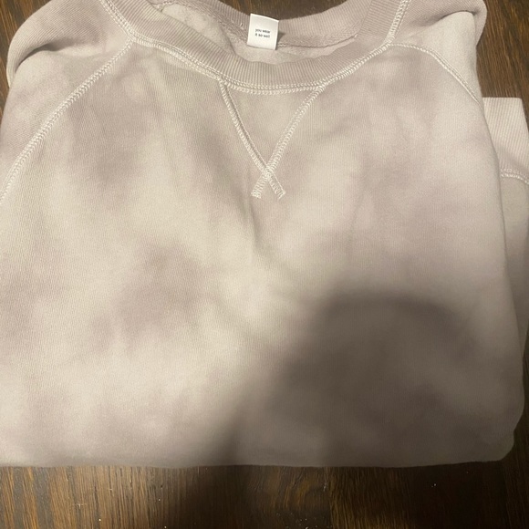 Woman’s gray/white tie dye jogger and sweatshirt set - Picture 4 of 6